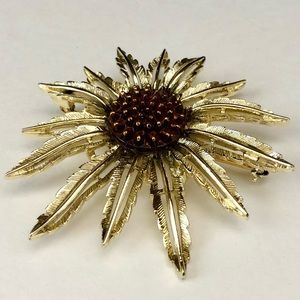 Vintage Sarah Coventry Sunflower Brooch/Pendant